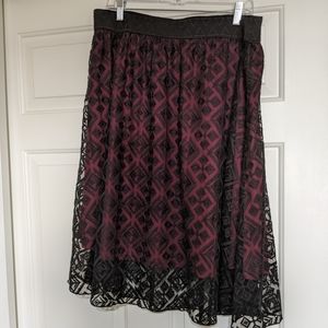 Like New 3xl Lularoe Black and Maroon Lace Madison Skirt
